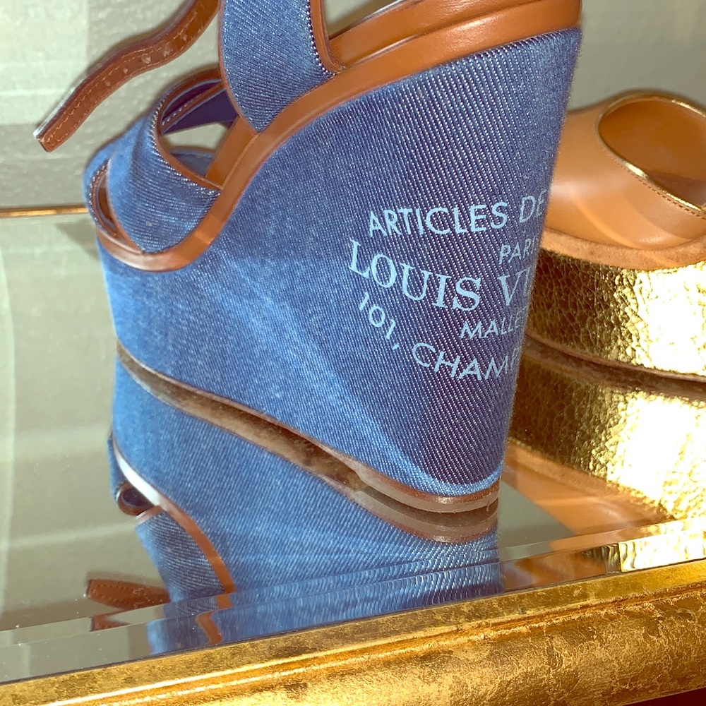 Louis Vuitton Pumps